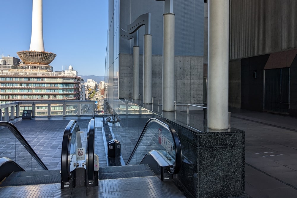 京都駅ビル撮影スポット