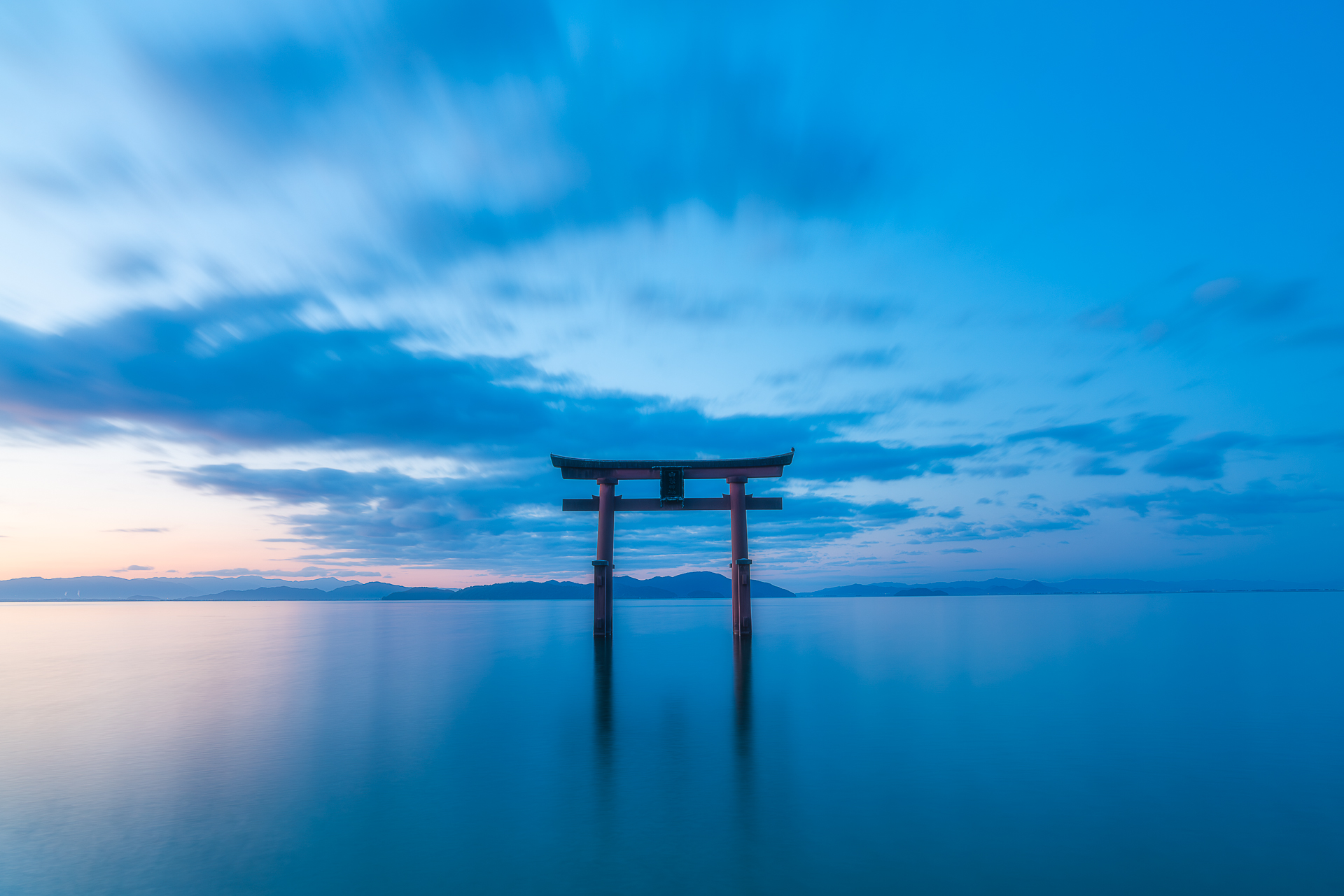 白鬚神社