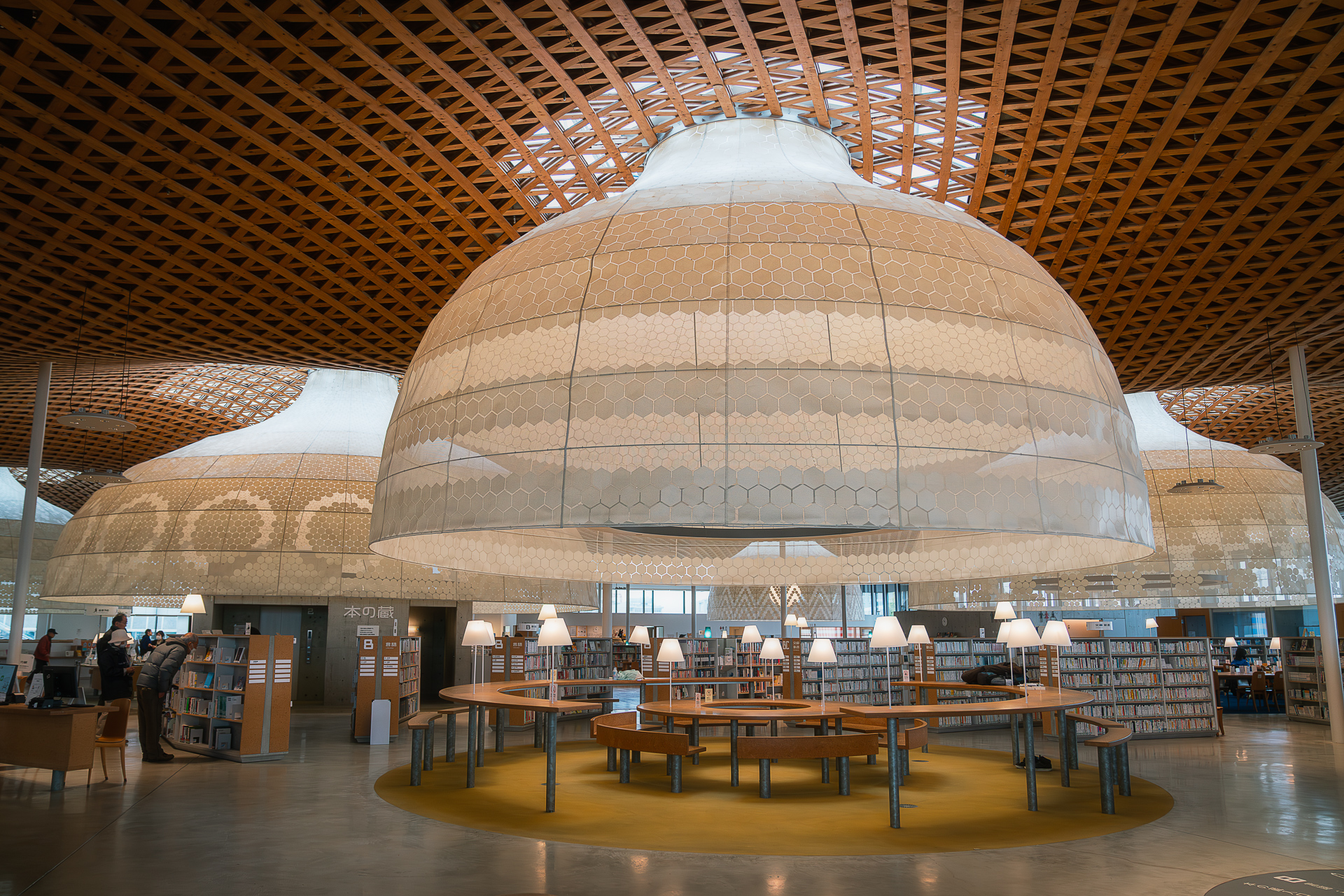 ぎふメディアコスモス(岐阜市立中央図書館)