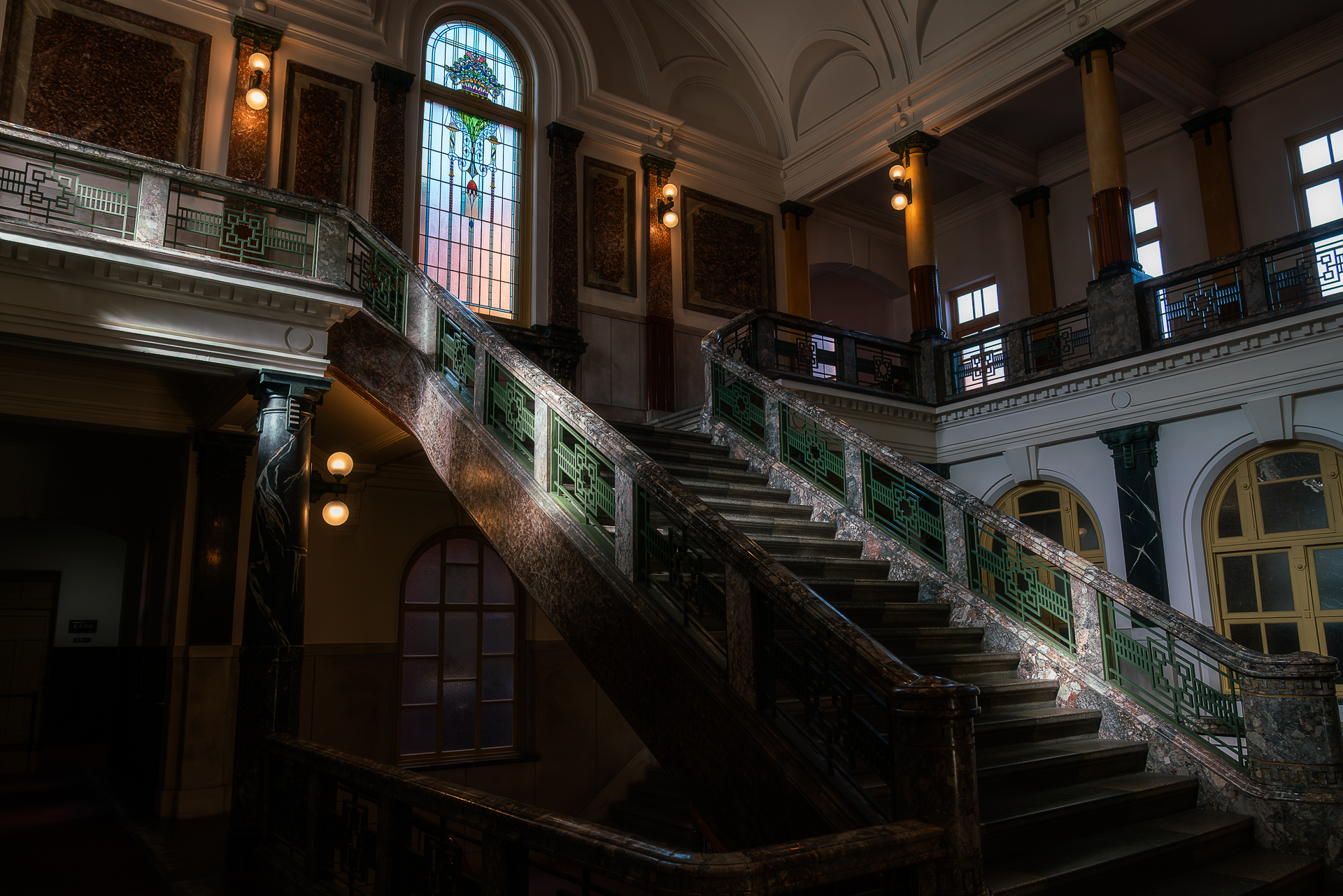 名古屋市市政資料館